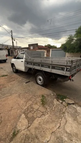 Toyota Hilux CS 4X4 2.8 TDI Diesel Mec. 2023