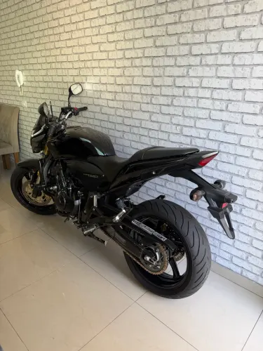 Hornet 2013 ! Moto bem íntegra para alguém que procura uma moto de procedência.