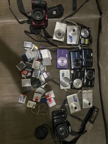Vendo câmeras digitais