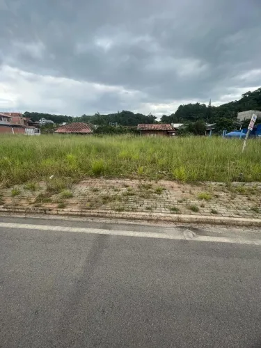 Terreno com 300 m2 em Penha SC