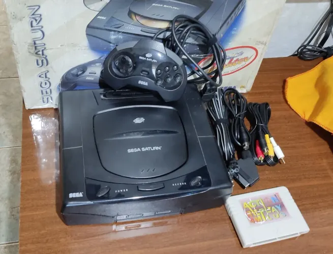 Sega Saturn completo todo original + action replay 4 + jogos