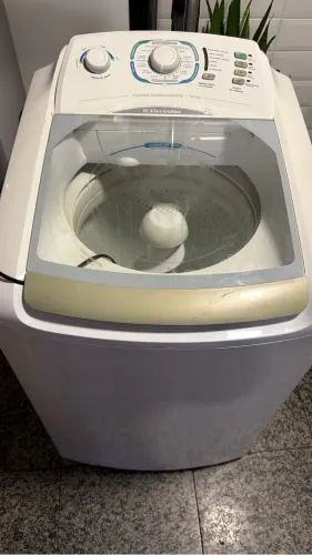 Máquina Lava Roupas Electrolux 