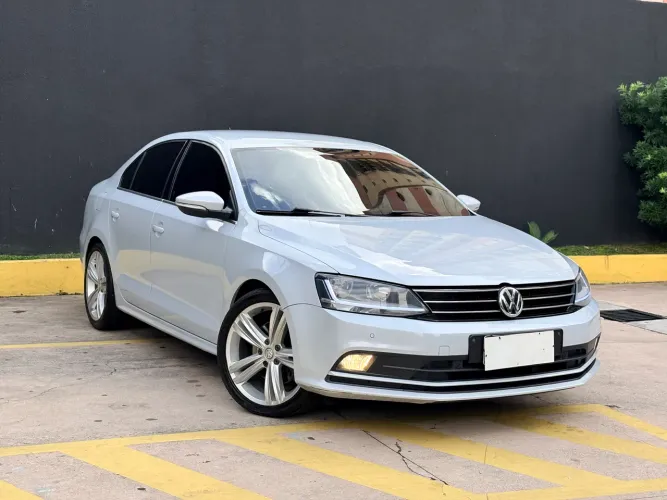 Volkswagen Jetta Highline 2.0 TSI 16V 4P Tiptronic 2018