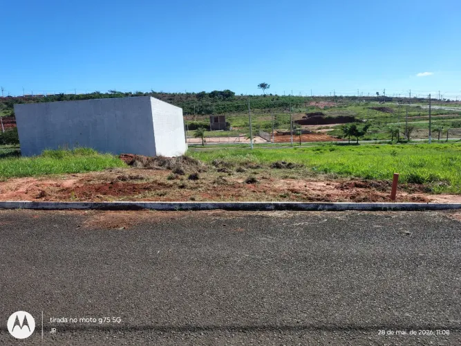 Terreno no Bairro Parque das flores zona norte de Marília
