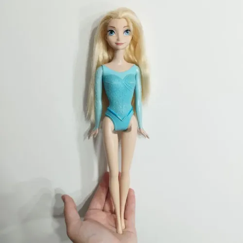 Boneca Elsa Frozen 