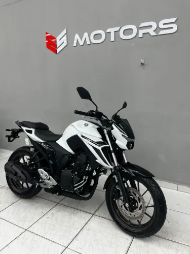 Oportunidade!! FZ25 2026 0km emplacamento + tanque cheio grátis! ESMotors