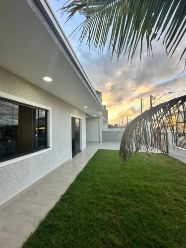 Casa grande em Itapoá, 3 quartos e piscina