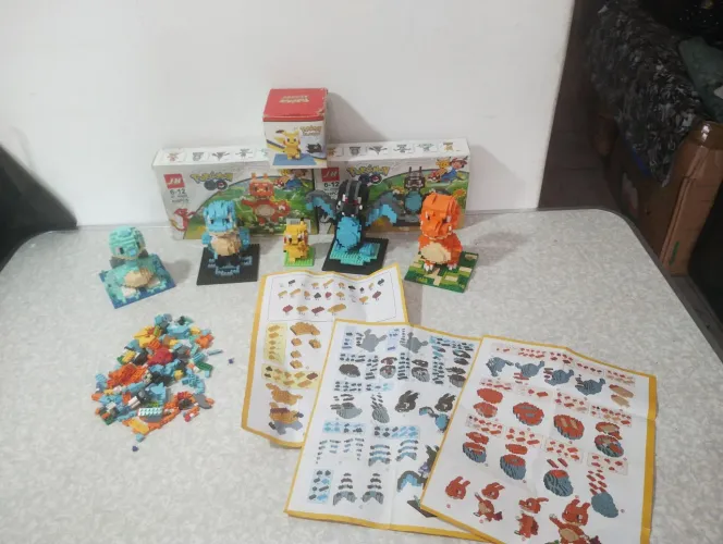 Blocos montar pequeno pokémon