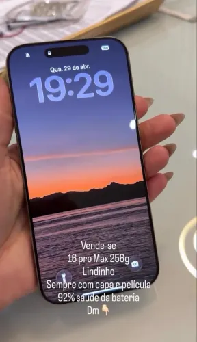 iPhone 16 Pro Max