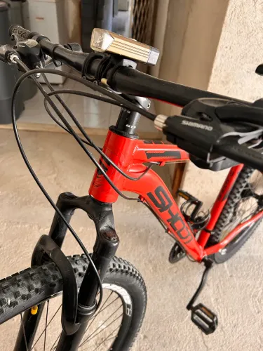 Bicicleta muito nova