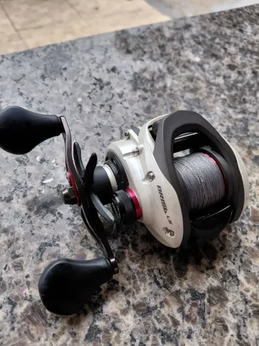 Carretilha Brisa LS 8000