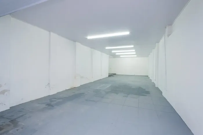 Prédio Comercial para Aluguel no Centro de Pelotas RS com Excelente Localização, Amplo Esp