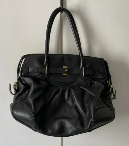 BOLSA CONSTANÇA BASTO COURO PRETA