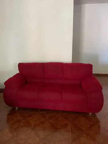 Sofa vermelho