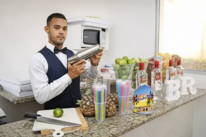 BARMAN -ORÇAMENTO SOMENTE ZAP  >71) 9_9_2_3_2-5_3_0_1