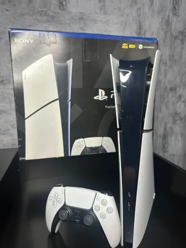 PS5 Slim com Caixa - Funcionando Perfeitamente