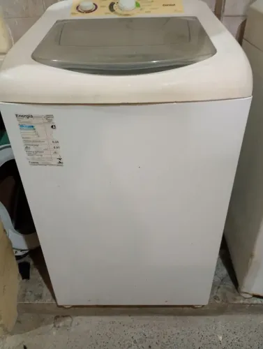 VENDE-SE MÁQUINA DE LAVAR ROUPAS ? OU TROCO POR CELULAR FUNCIONANDO PERFEITAMENTE