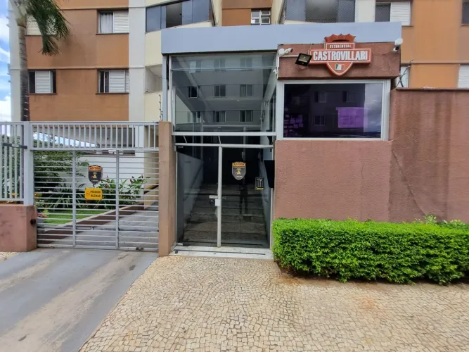 Apartamento à Venda no Edifício Castrovillar  Vila São Tomaz, Aparecida de Goiânia!
