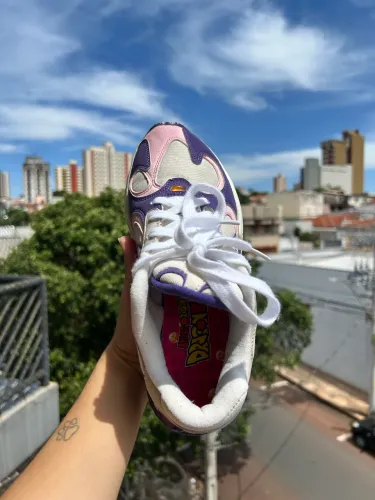 Tenis adidas Freeza
