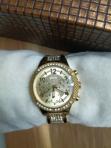 Relógio feminino luxuoso original Guess pouco uso