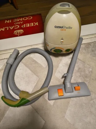 Aspirador de pó Cônsul