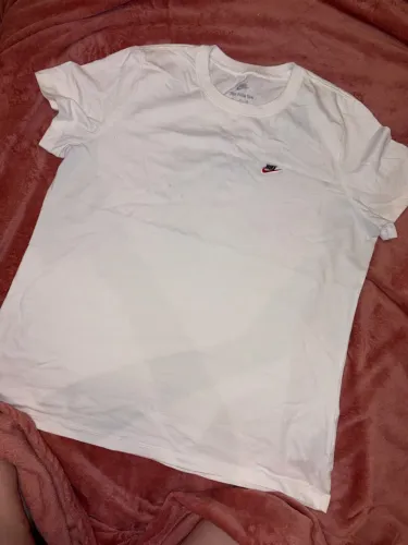 Camiseta Nike original GG
