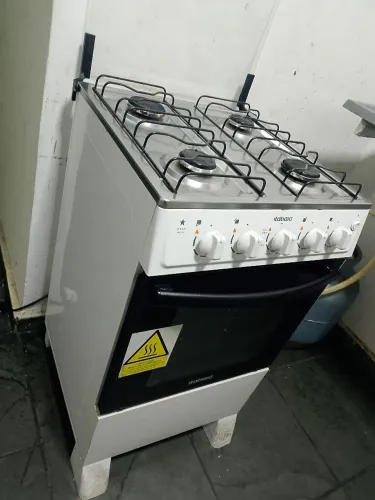 Fogão de 4 bocas