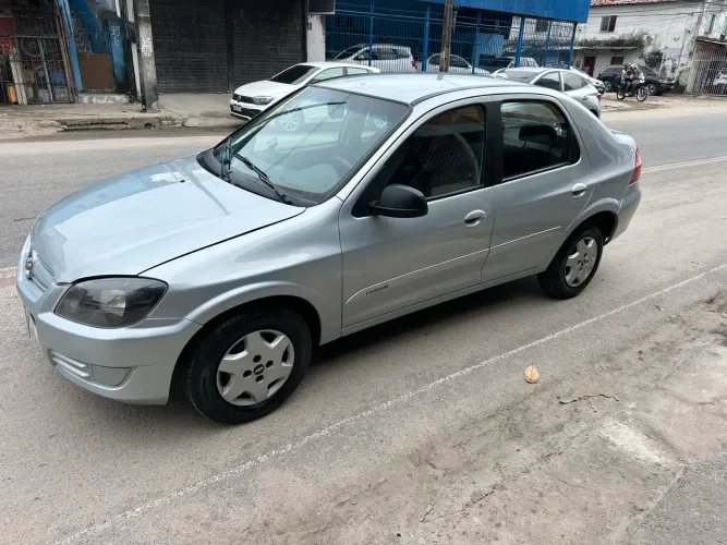 Volkswagen Voyage Trend 1.6 MI Total Flex 8V 4P 2012