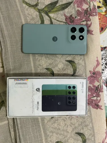 Moto g56 novo,nunca usado.