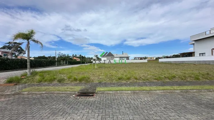 Lote 600m² à Venda no Residencial Hookipa Imbituba