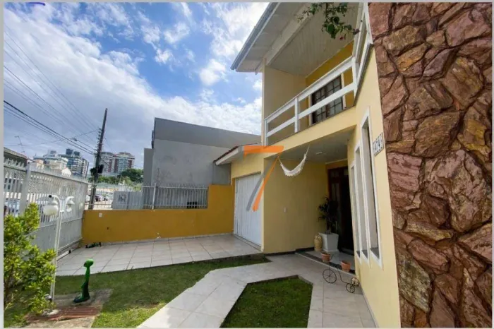 Casa com 4 dormitórios à venda, 230 m² por R$ 1.800.000,00 - Estreito - Florianópolis/SC