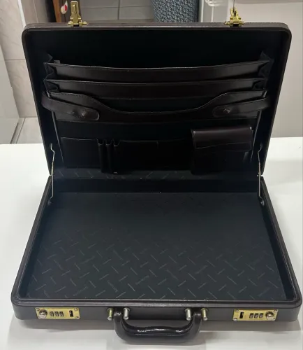Maleta Executiva de Couro Samsonite