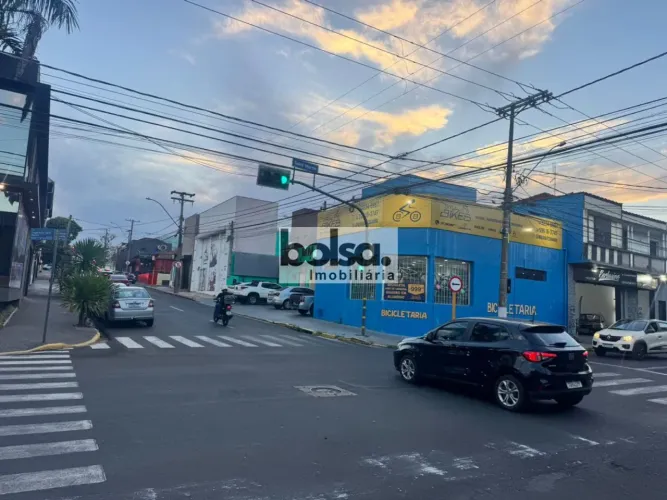 PRÉDIO COMERCIAL para venda com 244,48 m² em Vila Santa Tereza, Bauru - SP