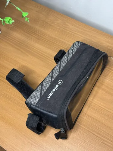 Bolsa de Quadro para Bike Impermeável. Usada em bom estado
