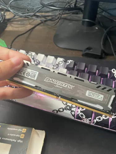 Memoria RAM Desktop Ballistix Sport 4Gb DDR4 2400Mhz, Cinza USADA