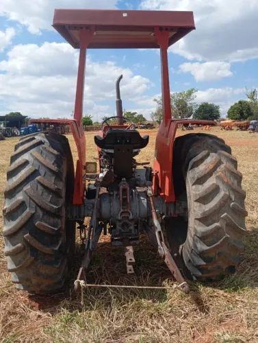 Trator 290 3 lavanca 