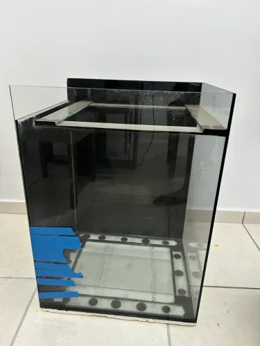 Aquário 70 cm x 50 cm