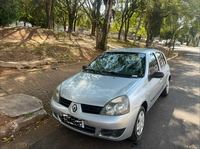Renault Clio RL/ Jp/auth.1.0/1.0 Hi-power 16V 5P 2006