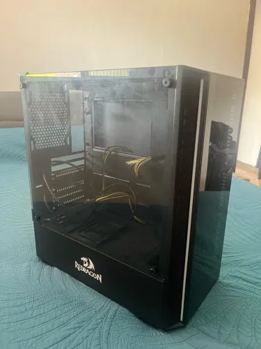 Gabinete Gamer Redragon GC-607 com fonte