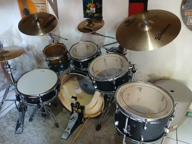 Bateria acústica musical completa