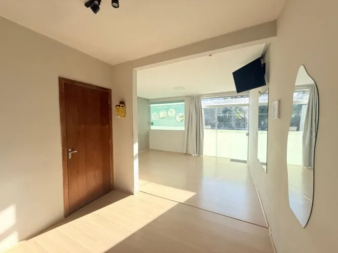 Loja Comercial 30m² Recém Reformada em Colina de Laranjeiras - Sol da Manhã