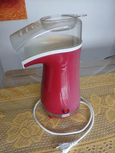 Vendo pipoqueira eletrica 220V