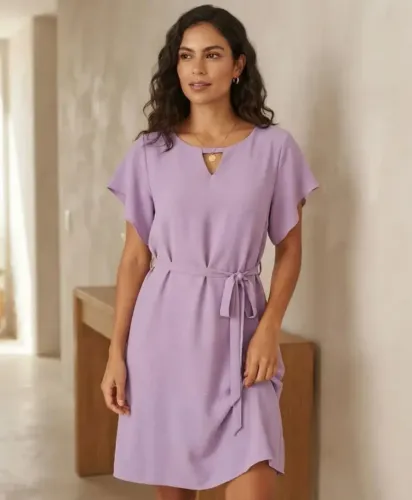 Vestido Lilás C/ Amarração Na Cintura. Tamanho 44 (Usado)