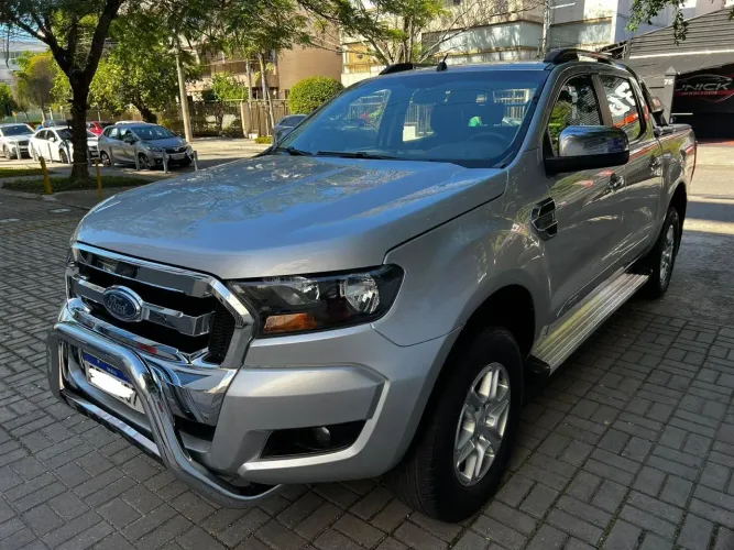 Ford Ranger XLS 2.5 16V 4X2 CD Flex 2017