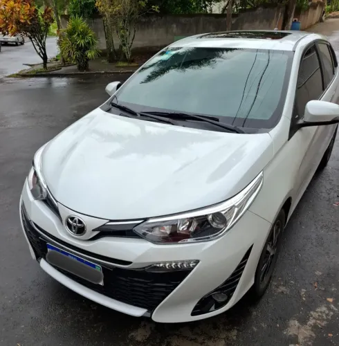 Toyota Yaris XLS Connect 1.5 Flex 16V 5P AUT 2022