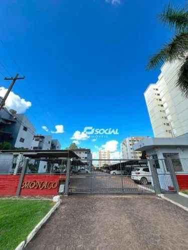 Excelente apartamento recém-reformado e com armários planejados na cozinha, disponível par