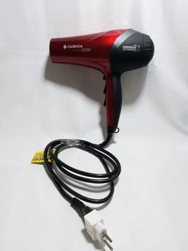 Secador de cabelo Cadense Quebra galho