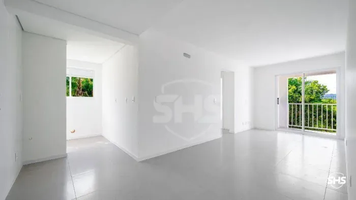 Apartamento com 2 dormitórios para alugar, 70 m² por R$ 1.990,00/mês - Fortaleza Alta - Bl