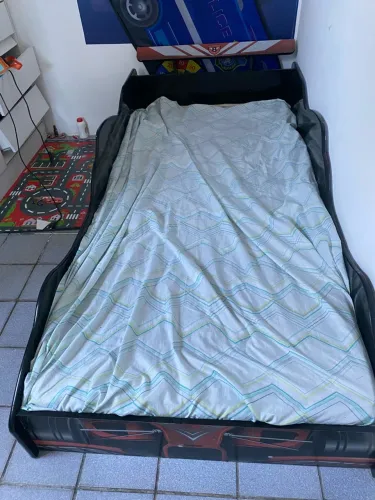 CAMA DE CARRO 
