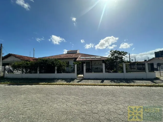 Casa - Porto Belo SC